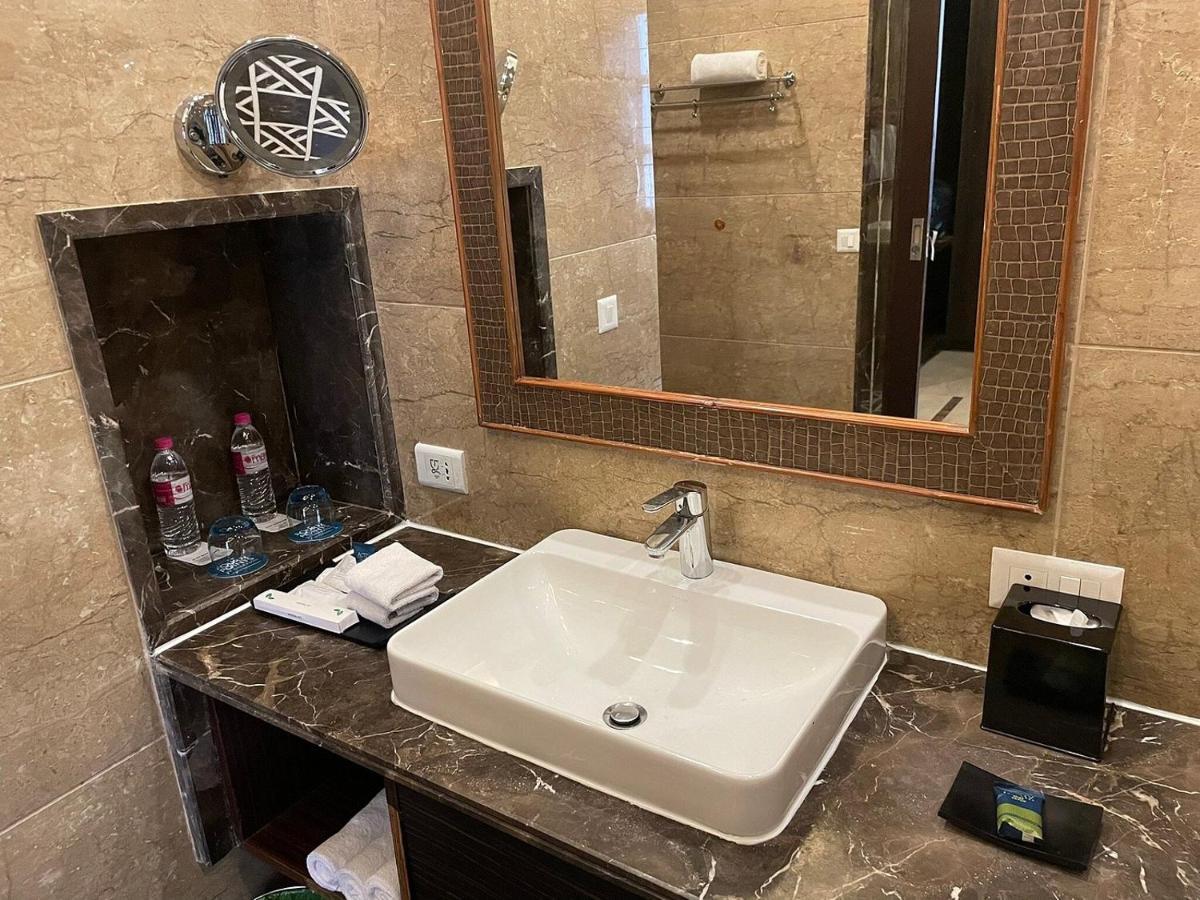 Four Points By Sheraton Srinagar Eksteriør billede